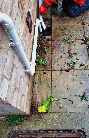 https://plumbermorley.com.au/uploads/2025/06/pipe-relining-34611.jpg